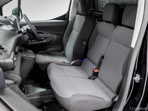 Citroen Berlingo LX Plus 1.5 Diesel Auto 130HP - € - Image 4
