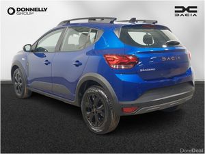 Dacia Sandero Stepway Hatchback Extreme - Image 3