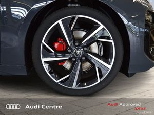 Audi A6 Avant e-tron S-Line Panoramic Glass Roof - Image 3
