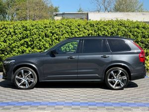 Volvo XC90 R-DESIGN PRO T8 2.0 HYBRID 7-SEATER // - Image 4