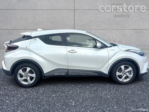 Toyota C-HR 1.8 Hybrid - Image 2
