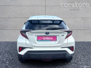 Toyota C-HR 1.8 Hybrid - Image 4