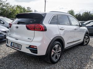 2021 Kia E-Niro/SOH over 95%/1 Owner/1yr warranty - Image 3