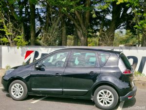 Renault Scenic 1.5 DCI DYNAMIQUE NAV - Image 2