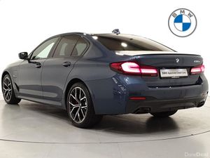 BMW 5-Series 530e M Sport Saloon - Image 3