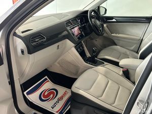 Volkswagen Tiguan HIGHLINE 2.0 TDI MANUAL 6SPEED F - Image 2