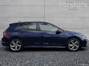 Volkswagen Golf 1.5 TSI 130HP R-Line - Image 2