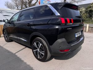 181 Peugeot 5008 1.2 PureTech 130bhp S&S Allure - Image 2