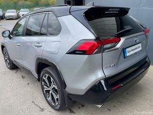 Toyota RAV4 RAV4 PLUG-IN HYBRID SPORT 4DR AUTO - Image 4