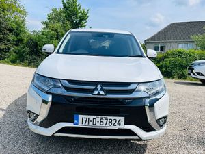 Mitsubishi Outlander 2017 Plug In Hybrid - Image 2