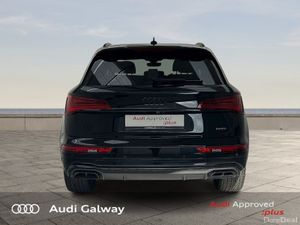 Audi Q5 €437 p/m  50 TFSI e S-LINE QUATTRO 299BHP - Image 3
