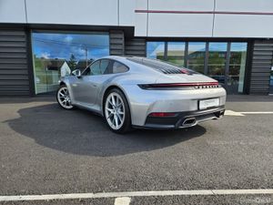 Porsche 911 Carrera - Image 2