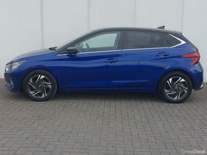 Hyundai i20 1.2 Launch Edition 2 Tone Roof - Image 4