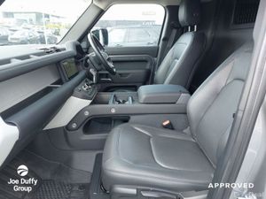 Land Rover Defender 110 3.0D HARD TOP S - Image 4