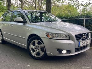 Volvo V50  Estate 1.6 D2 Exclusive Edition - Image 3