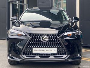 Lexus NX Premium Auto PHEV - Image 2