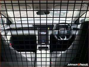 Ford Explorer Select 77kwh Commercial - Image 4