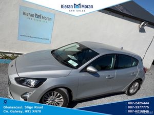 Ford Focus TITANIUM 120PS 5DR - Image 2