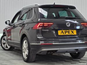Volkswagen Tiguan DIESEL ESTATE - Image 4