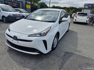 2022 Toyota Prius 1.8L Hybrid Low Miles Automatic - Image 2