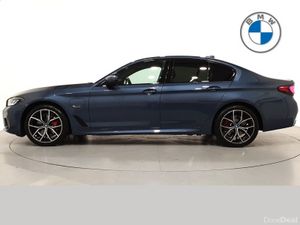 BMW 5-Series 530e M Sport Saloon - Image 4
