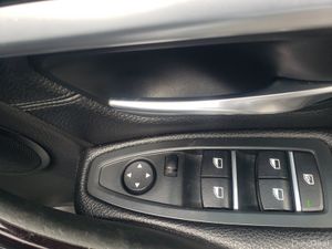 BMW 330e plugin hybrid 2017 - Image 2