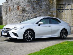 2019 Toyota Camry 2.5 WS Hybrid - Image 2
