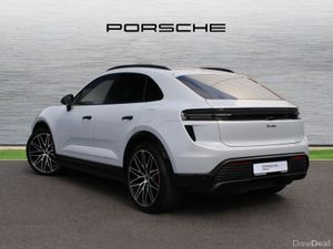 Porsche Macan Turbo - Image 3