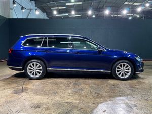 Volkswagen Passat ELEGENCE LINE - BLACK HALF LEATH - Image 3