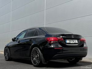 Mercedes-Benz A180d Auto Night Edition - Image 3