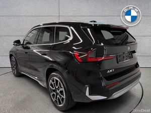 BMW iX1 eDrive20 xLine - Image 3
