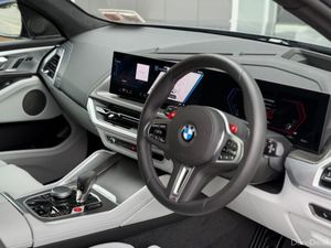 BMW XM 50e - Image 4