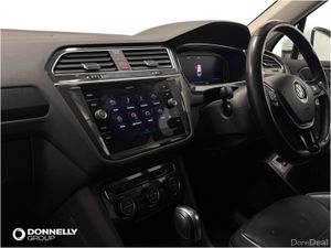 Volkswagen Tiguan Allspace Diesel Estate SEL - Image 2