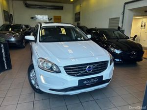 Volvo XC60 5DR 2.0 TD B4 R-DESIGN MANUAL. NCT & TA - Image 2