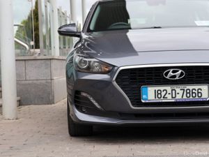 Hyundai i30 1.0 T-GDI Fastback - Image 3