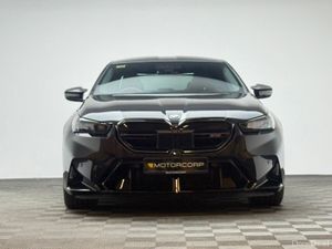 BMW M5 M5 4.4 PHEV 727HP - Image 2