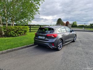 Ford Focus (NCT TESTED AND TAXED)!!! - Image 3