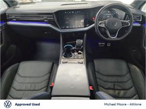 Volkswagen Touareg 3.0 TSI PHEV 462BHP R 9SunRoof) - Image 2