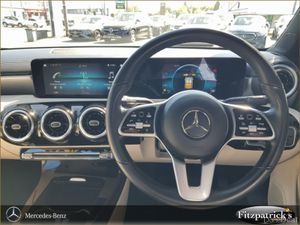 Mercedes-Benz CLA CLA200d Coup A/T Progressive - Image 2