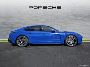 Porsche Panamera 4 E-Hybrid - Image 4