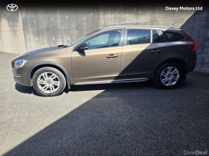 Volvo V60 2.0 TD D3 CROSS COUNTRY SE NAV - Image 4