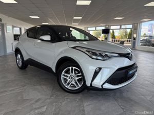 2023 Toyota C-HR I-Con low mileage - Image 3
