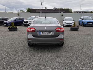 Renault Fluence LIMITED EDITION 1.5 DCI 95 201 4DR - Image 3