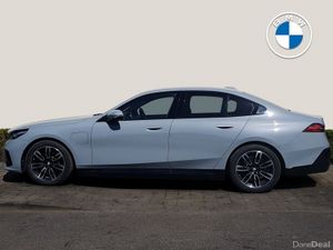 BMW 5-Series 530e M Sport - Image 3