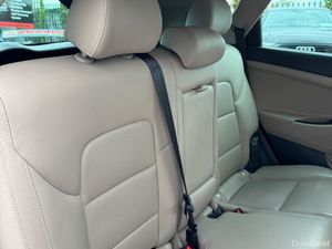 Hyundai Tucson 2018 executive model - Image 4
