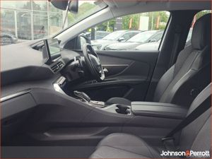 Peugeot 3008 1.5 BlueHDi 130bhp Allure Auto - Image 3
