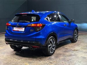 Honda Vezel HYBRID RS EDITION - ELECTRIC HALF BLAC - Image 4