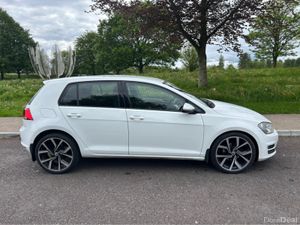 Volkswagen Golf 1.6 TDI AUTO SE BLUEMOTION 105PS 5 - Image 3