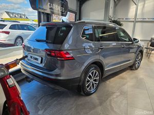 211 VOLKSWAGEN TIGUAN ALLSPACE - Image 3