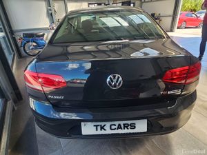 17  VOLKSWAGEN PASSAT DIESEL - Image 4